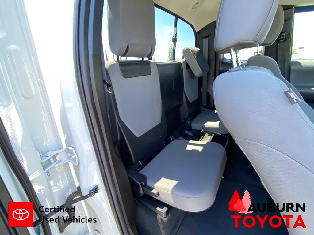 Certified 2021 Toyota Tacoma SR w/ SR Convenience Package AWD/4WD image 18