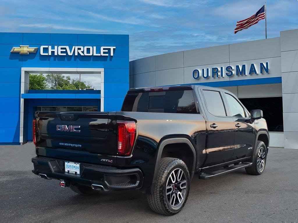 Used 2024 GMC Sierra 1500 AT4 w/ Technology Package image 3