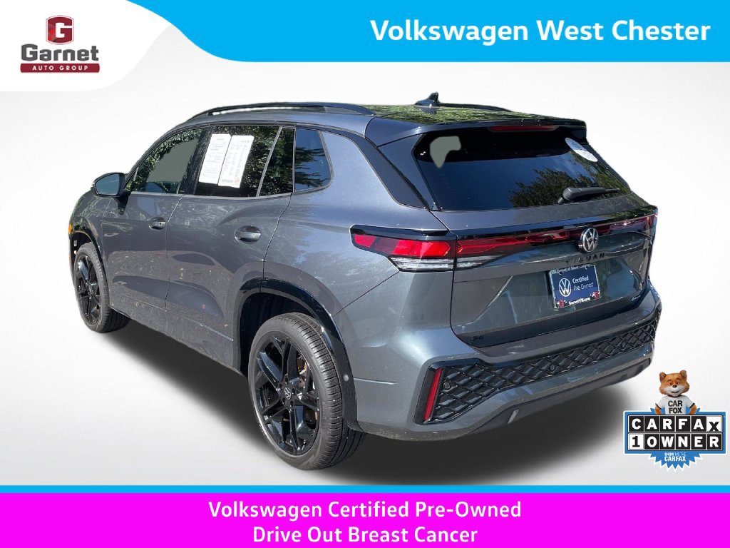 Certified 2025 Volkswagen Tiguan SE R-Line AWD/4WD image 3