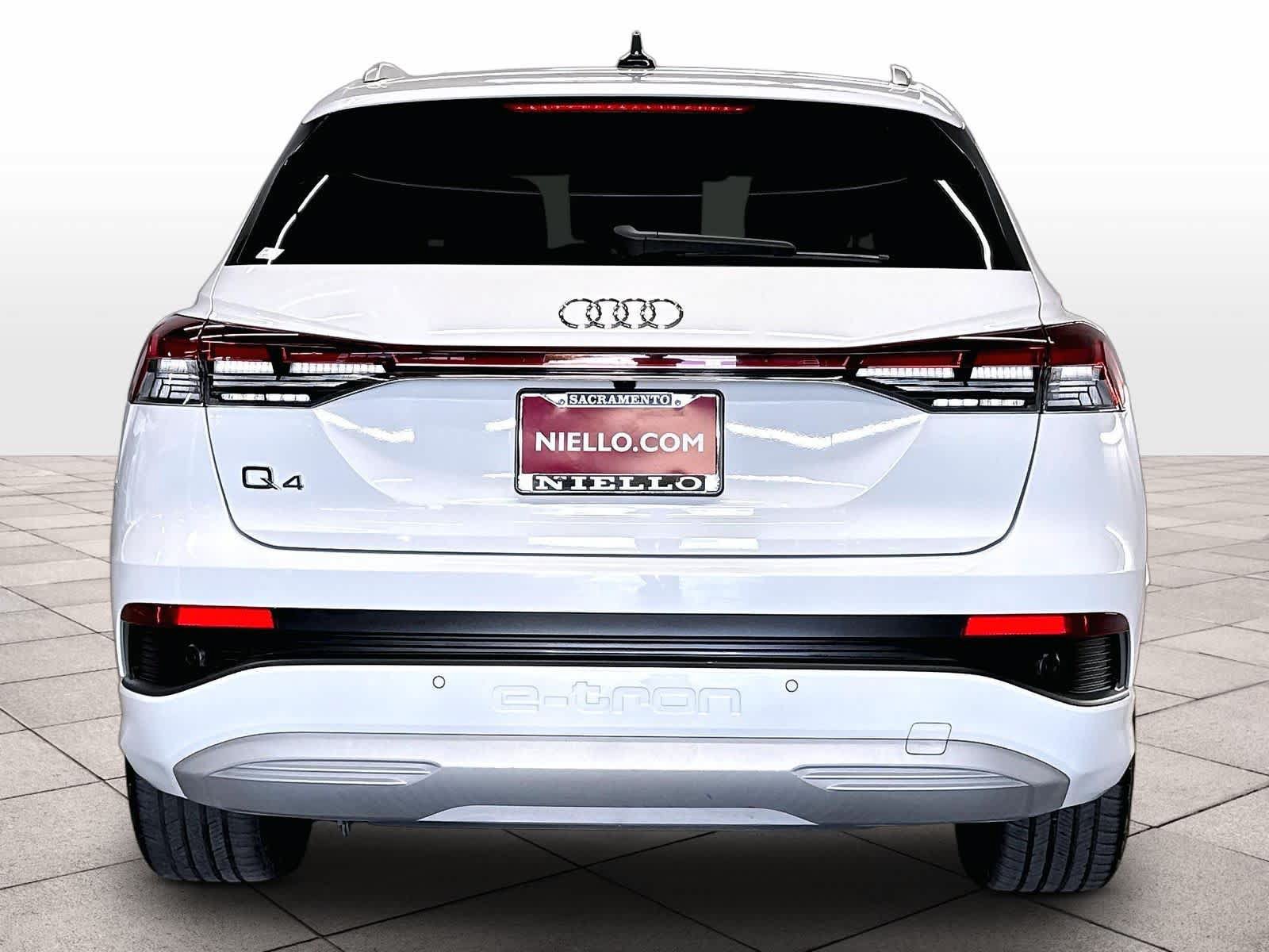 Used 2023 Audi Q4 e-tron Premium Plus w/ Premium Plus RWD image 7