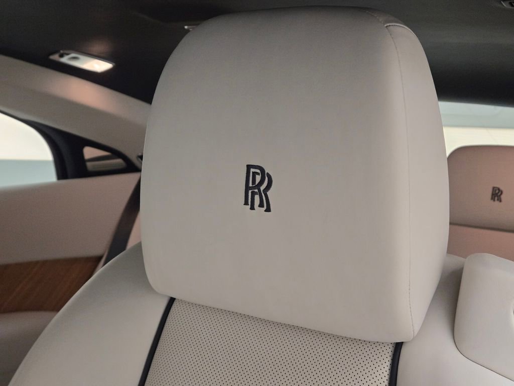 Certified 2016 Rolls-Royce Wraith image 30