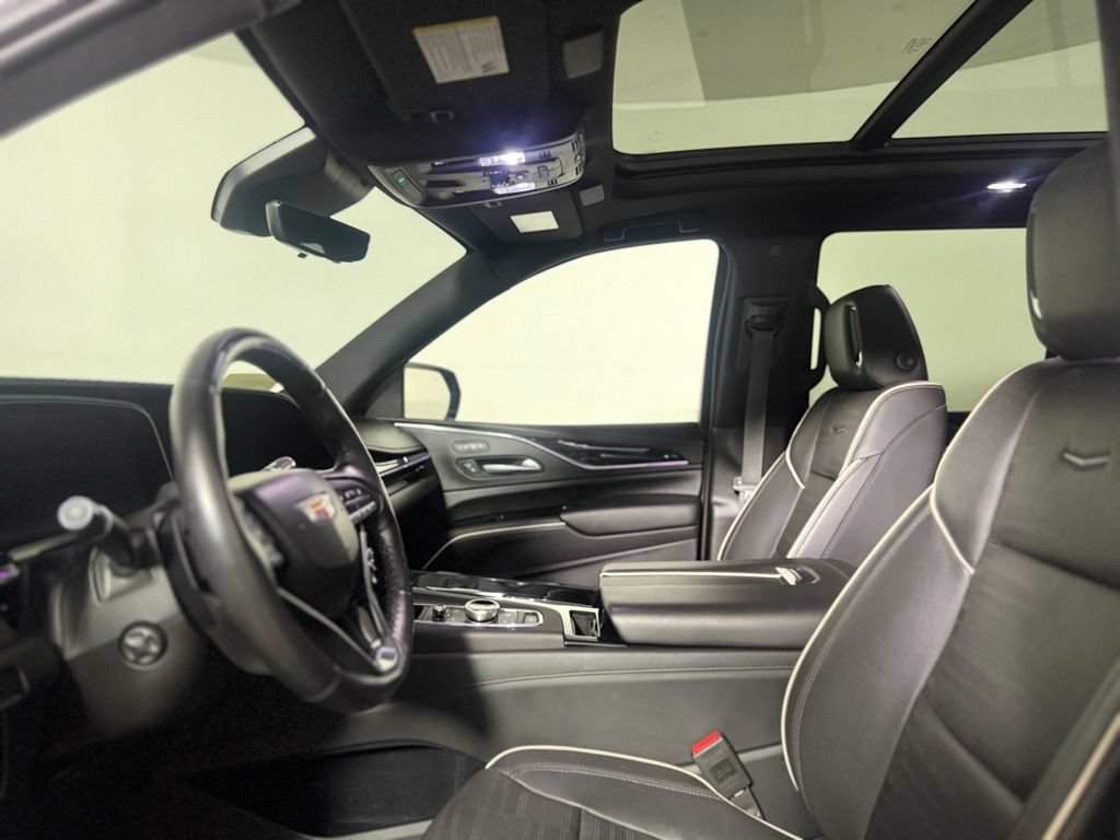 Used 2024 Cadillac Escalade Sport AWD/4WD image 16