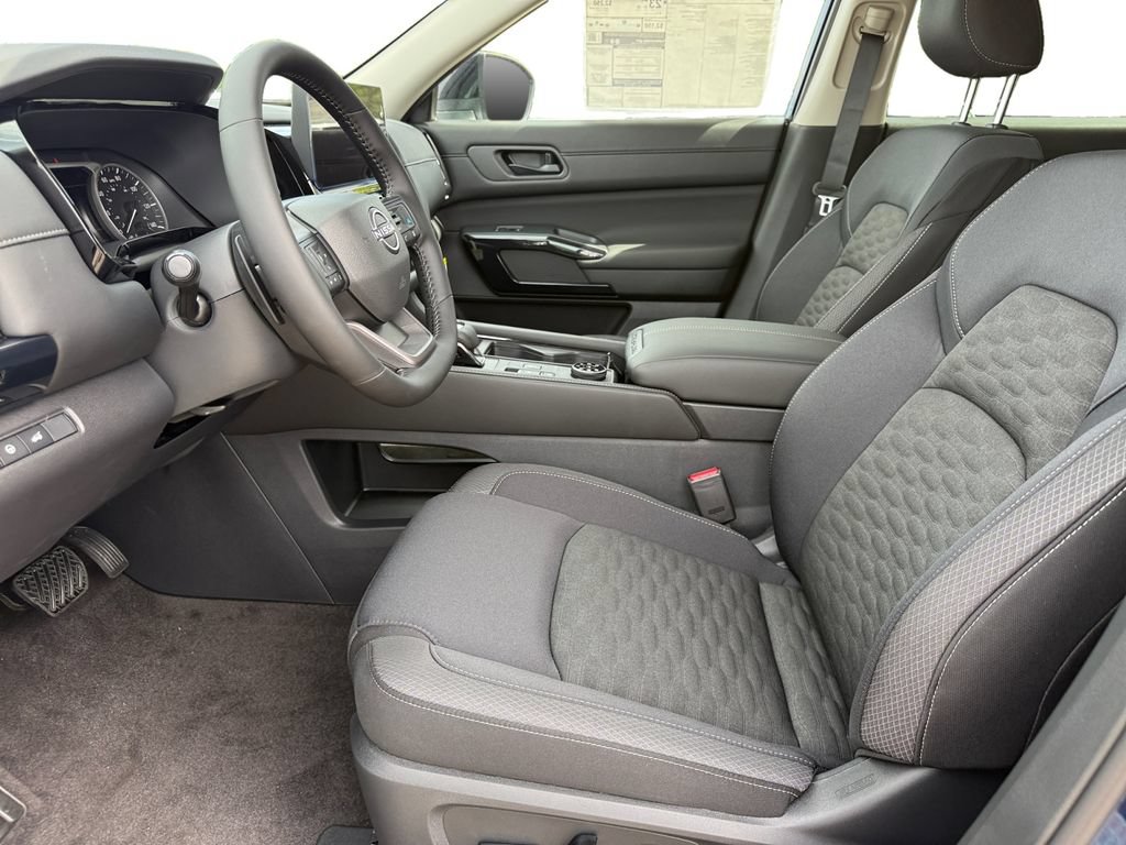 New 2026 Nissan Pathfinder SV AWD/4WD image 9
