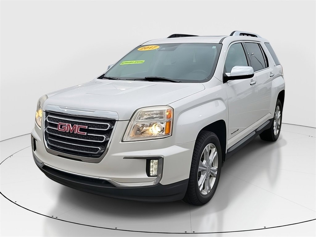 Used 2017 GMC Terrain SLT w/ Open Road Package image 2