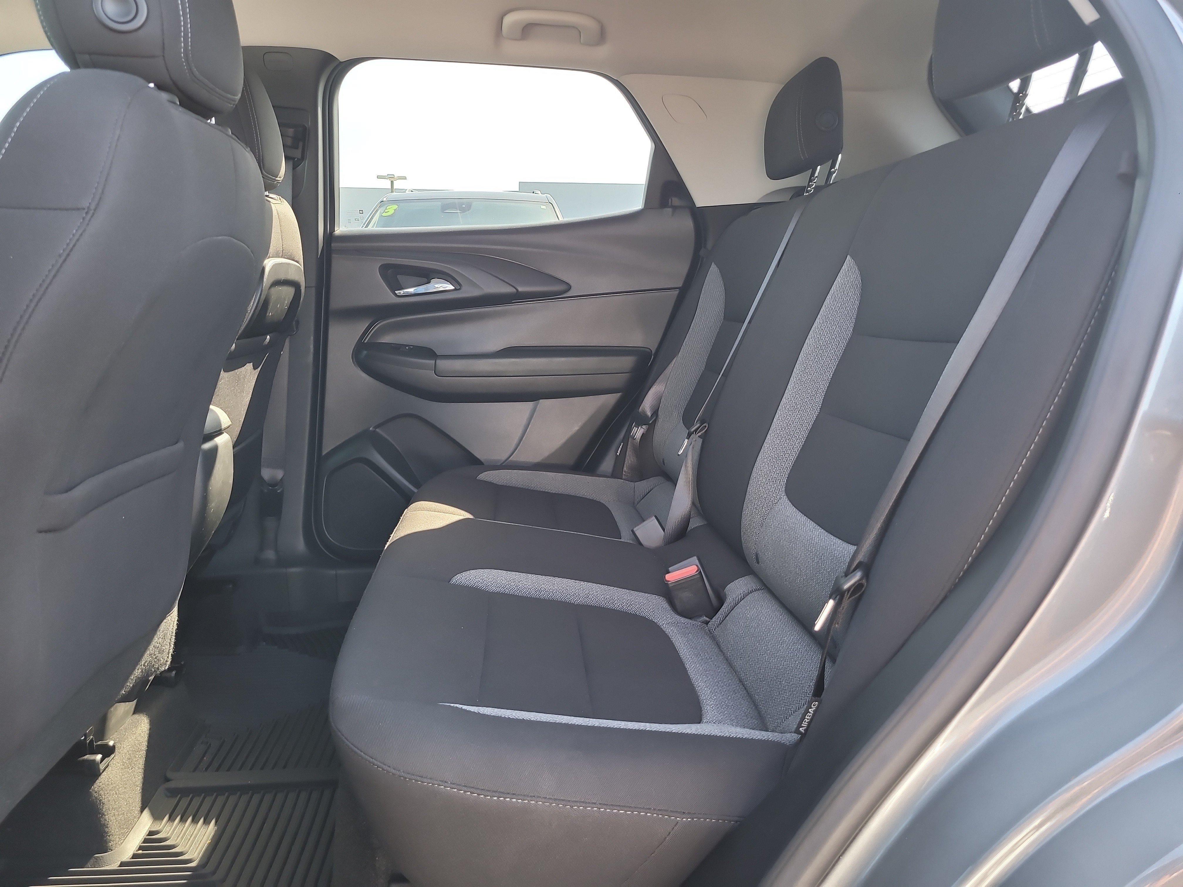 Used 2024 Chevrolet TrailBlazer LT w/ Driver Confidence Package FWD image 12