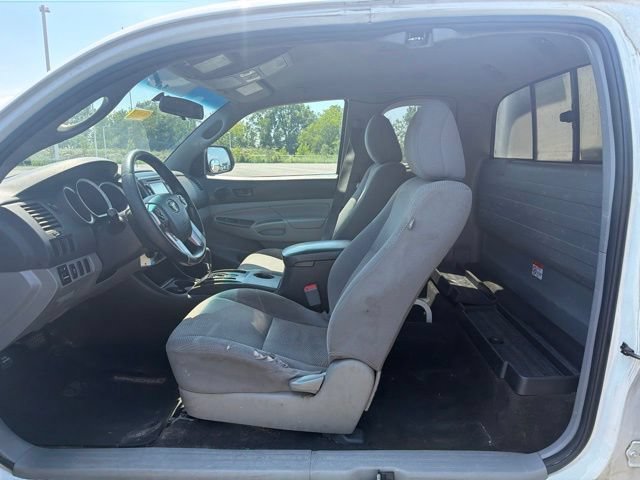 Used 2015 Toyota Tacoma PreRunner w/ Convenience Package RWD image 11