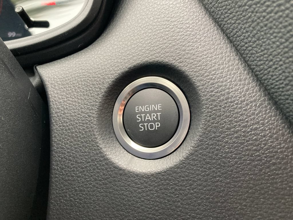 New 2026 Toyota Corolla SE FWD image 18
