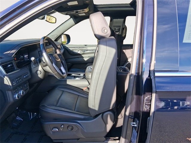 Used 2022 GMC Yukon Denali w/ Max Trailering Package image 9