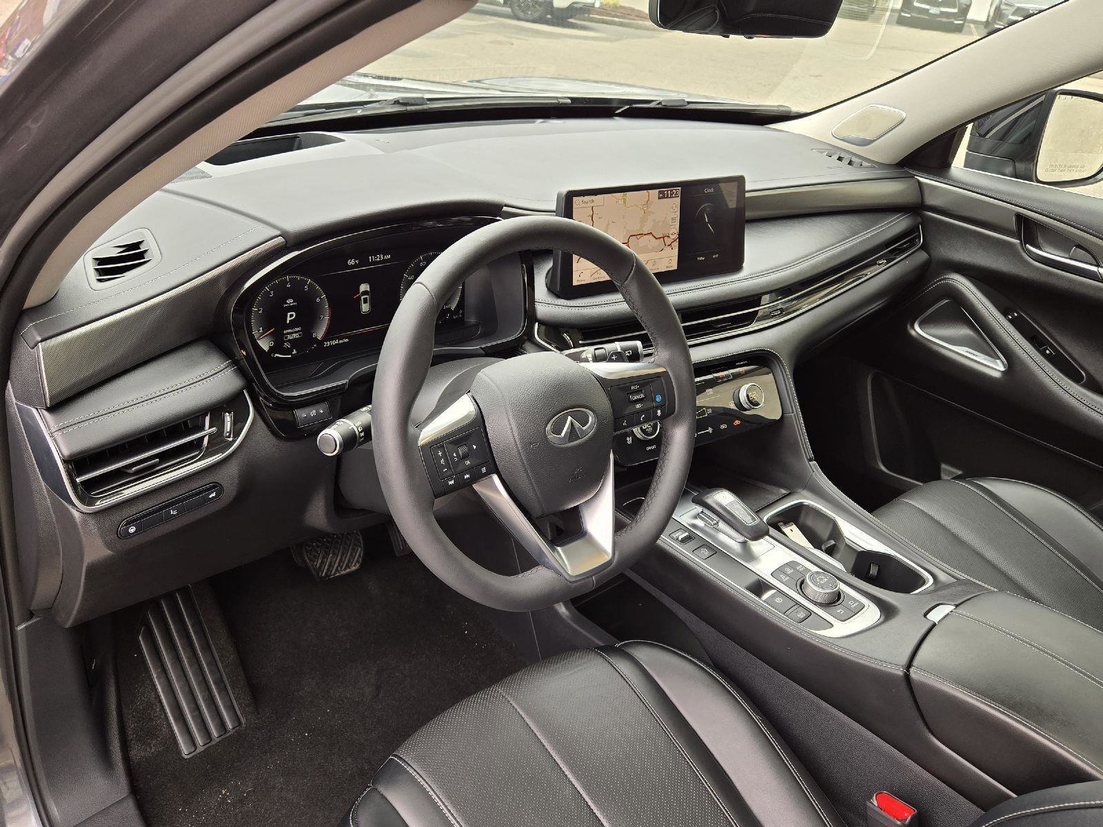 Certified 2023 INFINITI QX60 Luxe w/ Vision Package image 6