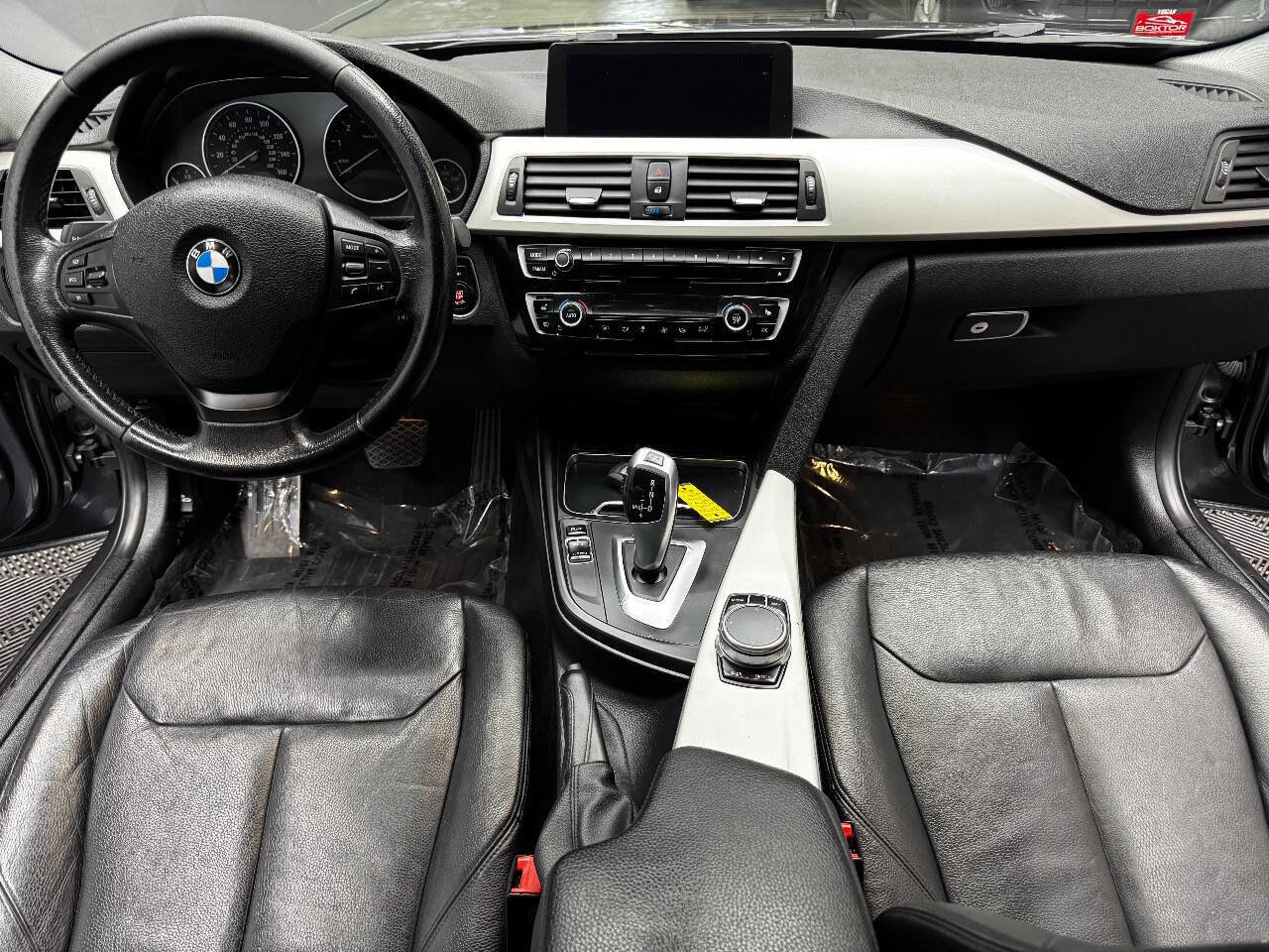 Used 2018 BMW 320i xDrive Sedan image 37