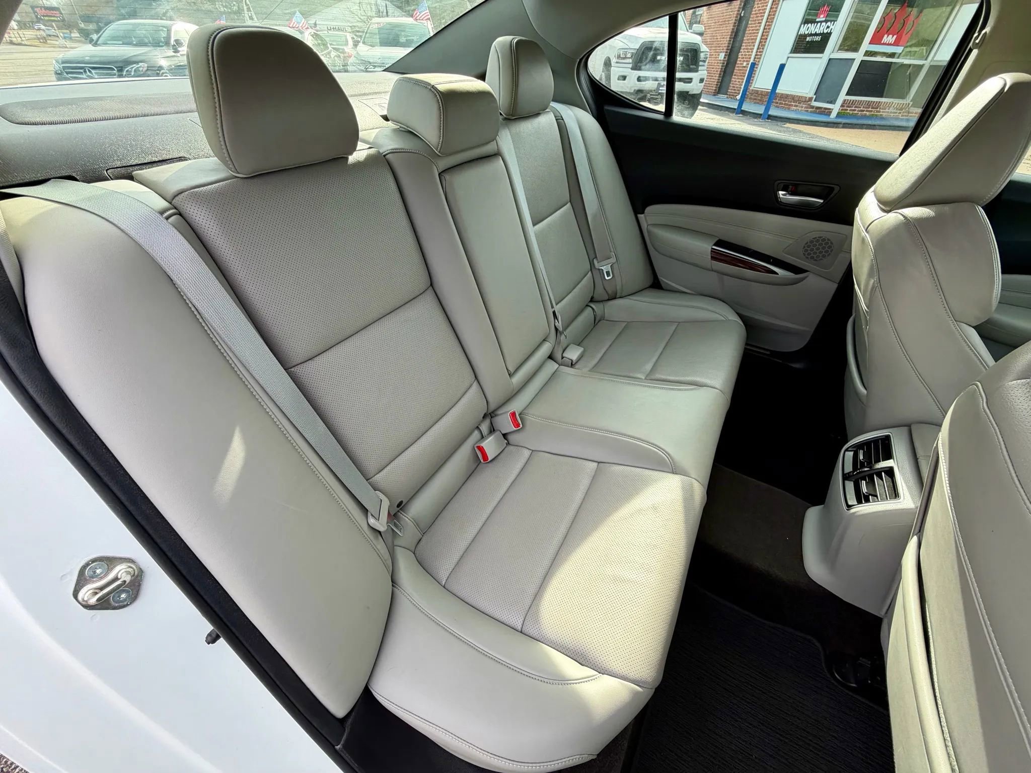 Used 2015 Acura TLX 3.5 Sedan 4D image 10