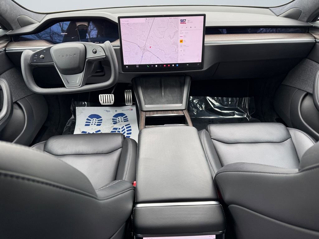 Used 2021 Tesla Model S Plaid image 10