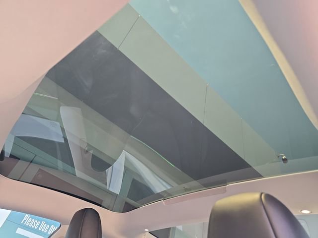 Used 2025 Tesla Model 3 RWD image 19