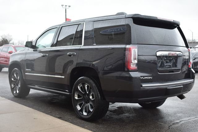Used 2020 GMC Yukon Denali w/ Denali Ultimate Black Edition AWD/4WD image 15