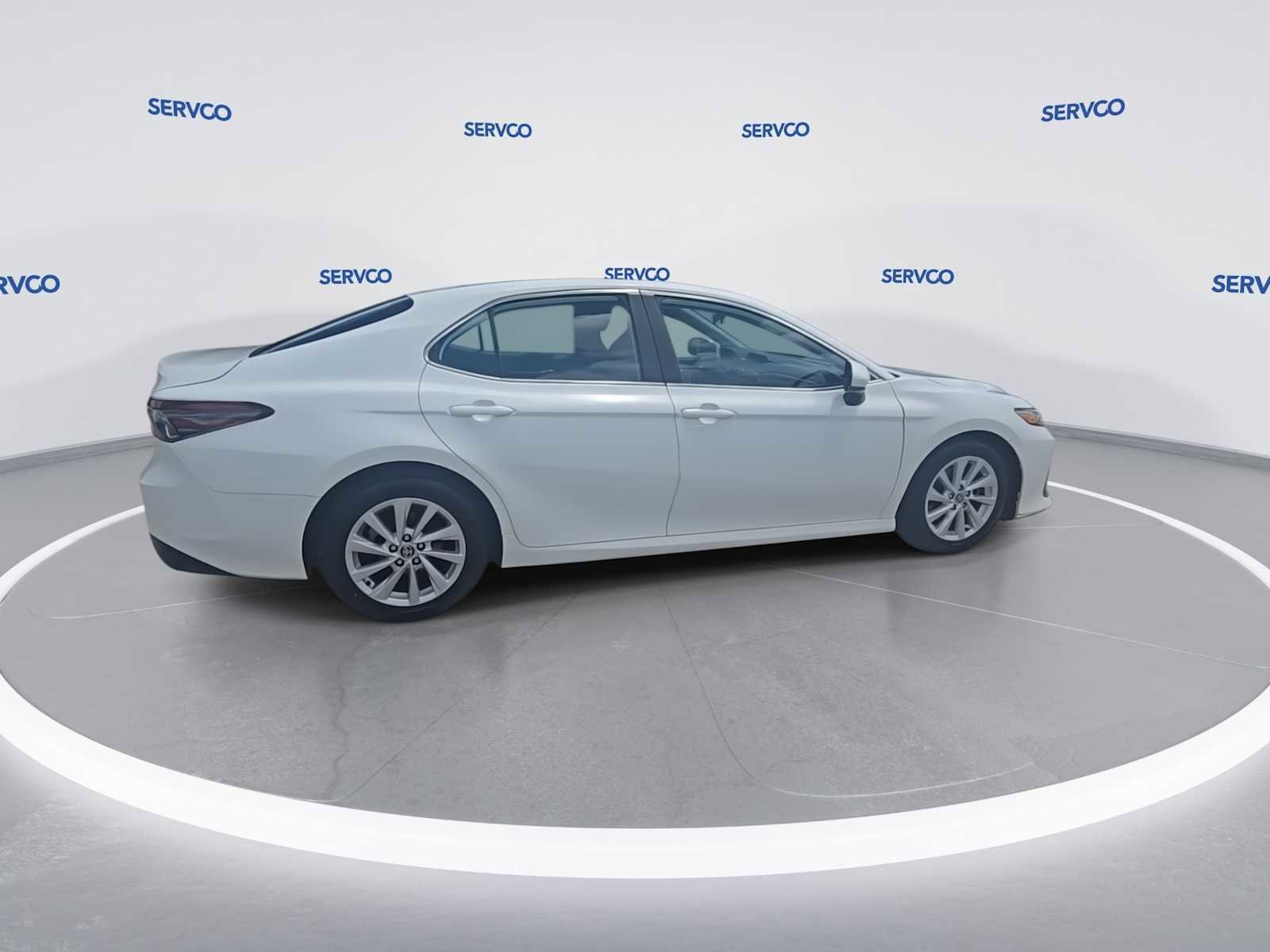 Used 2023 Toyota Camry LE image 10