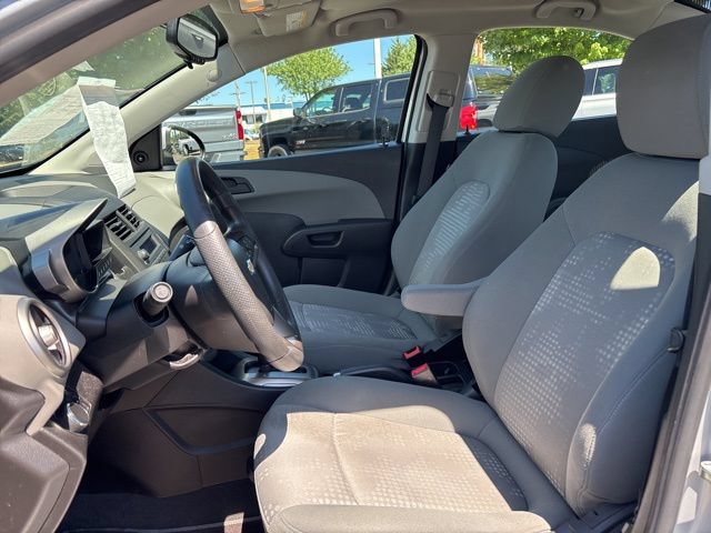 Used 2016 Chevrolet Sonic LS FWD image 28