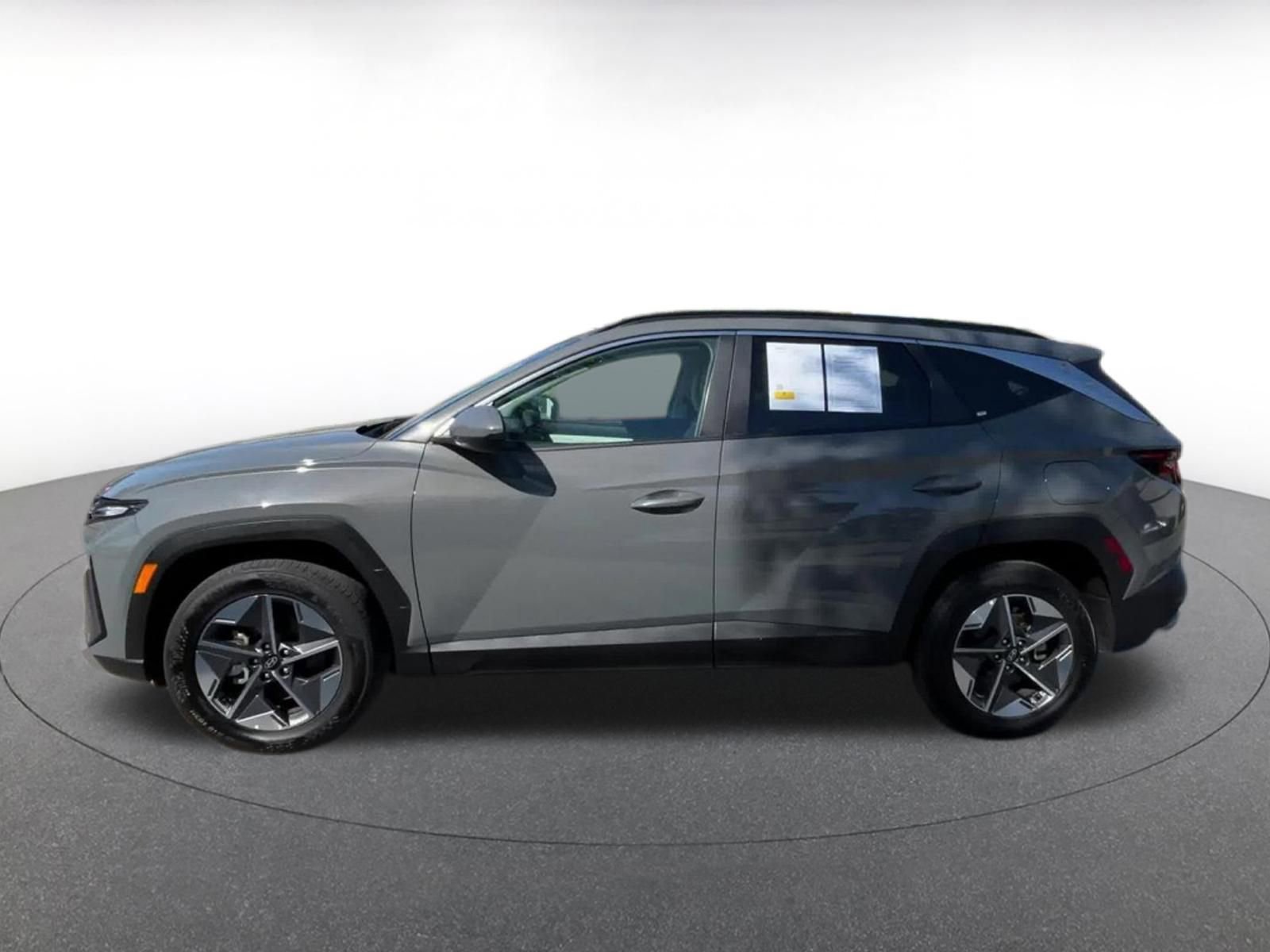 Used 2025 Hyundai Tucson SEL AWD/4WD image 9