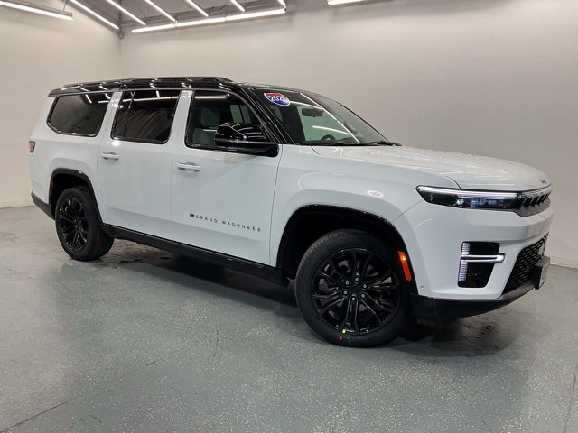 New 2026 Jeep Grand Wagoneer L Summit w/ Rear Seat Video Group I AWD/4WD 360° Tour