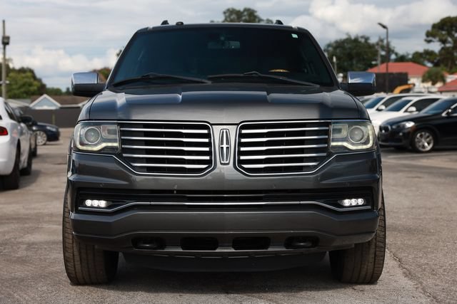 Used 2016 Lincoln Navigator Select RWD image 22
