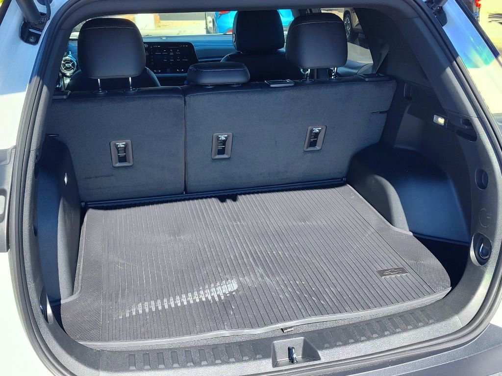 New 2026 Chevrolet Equinox LT w/ Convenience Package II image 9