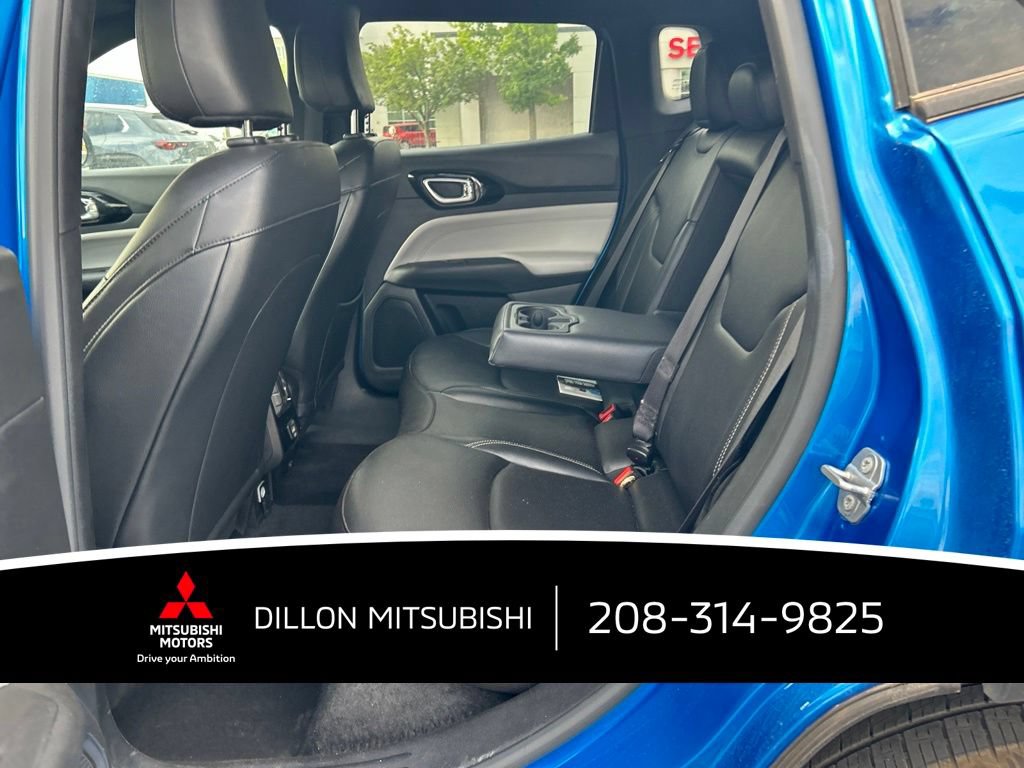 Used 2025 Jeep Compass Limited AWD/4WD image 9