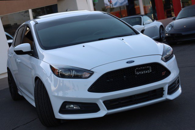 Used 2017 Ford Focus ST w/ Equipment Group 401A FWD image 2
