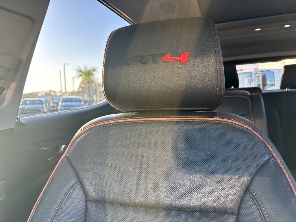 Used 2023 GMC Acadia AT4 w/ Technology Package image 6