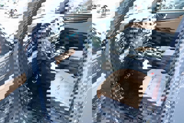 New 2026 Volkswagen Atlas Cross Sport SEL R-Line image 16