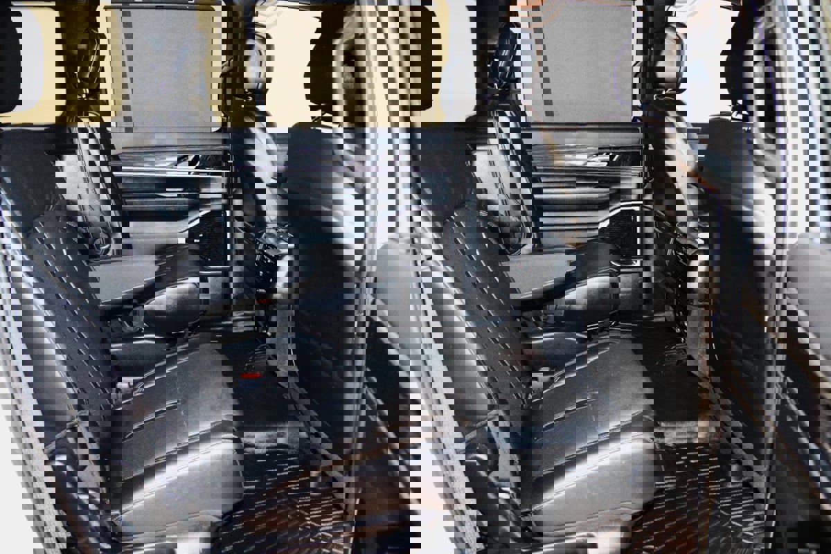 Used 2022 Jeep Wagoneer Series III w/ Premium Group I image 72