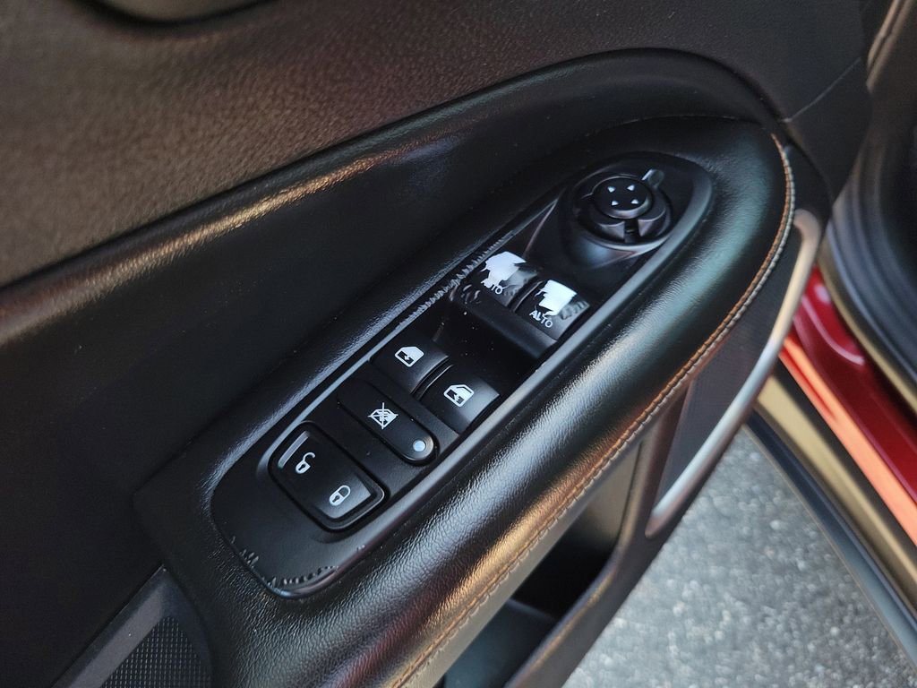 Used 2021 Jeep Compass Latitude FWD image 17