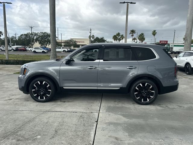 Certified 2024 Kia Telluride SX w/ Towing Package FWD image 12