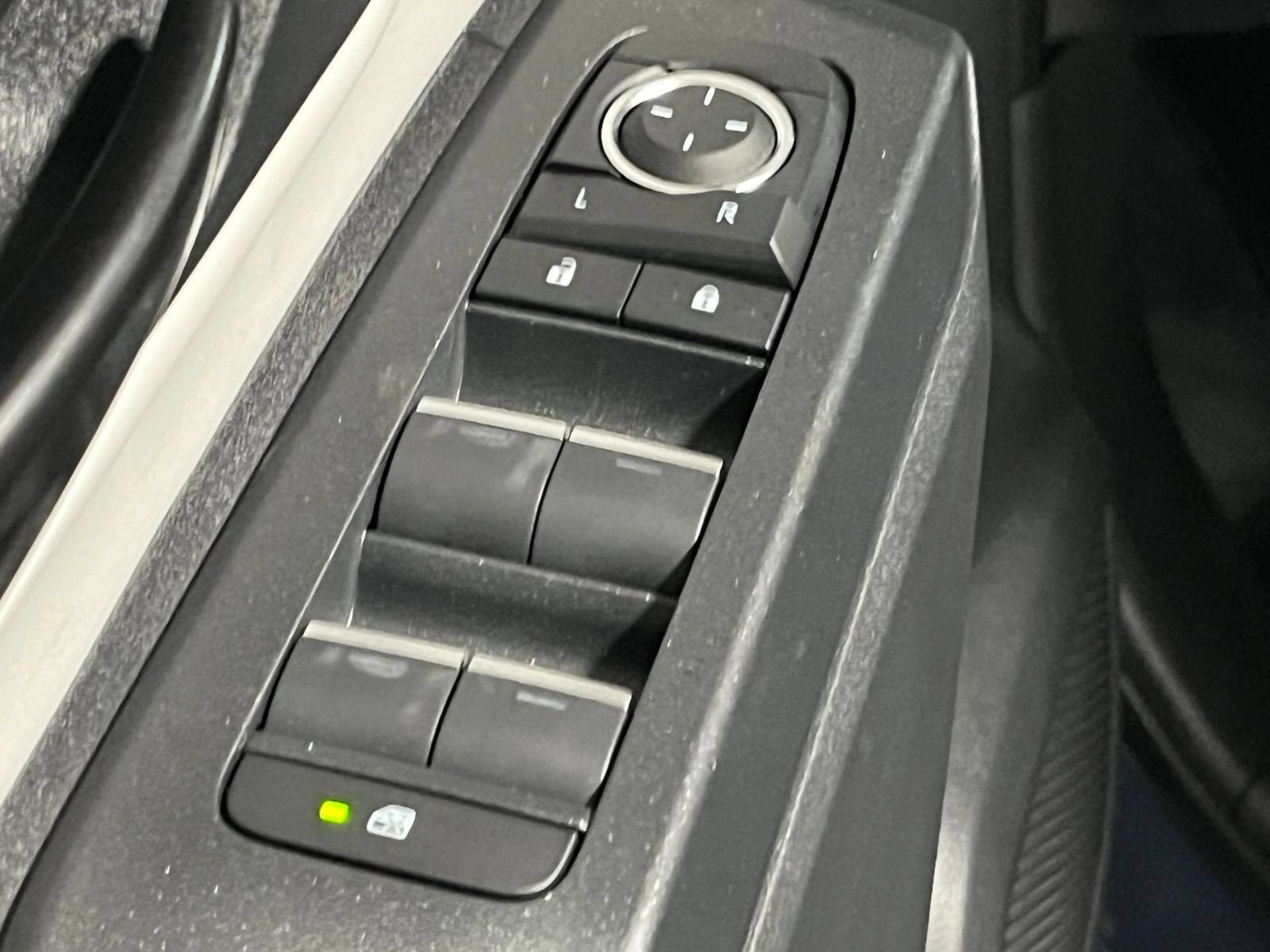 New 2026 Toyota RAV4 Limited AWD/4WD image 34