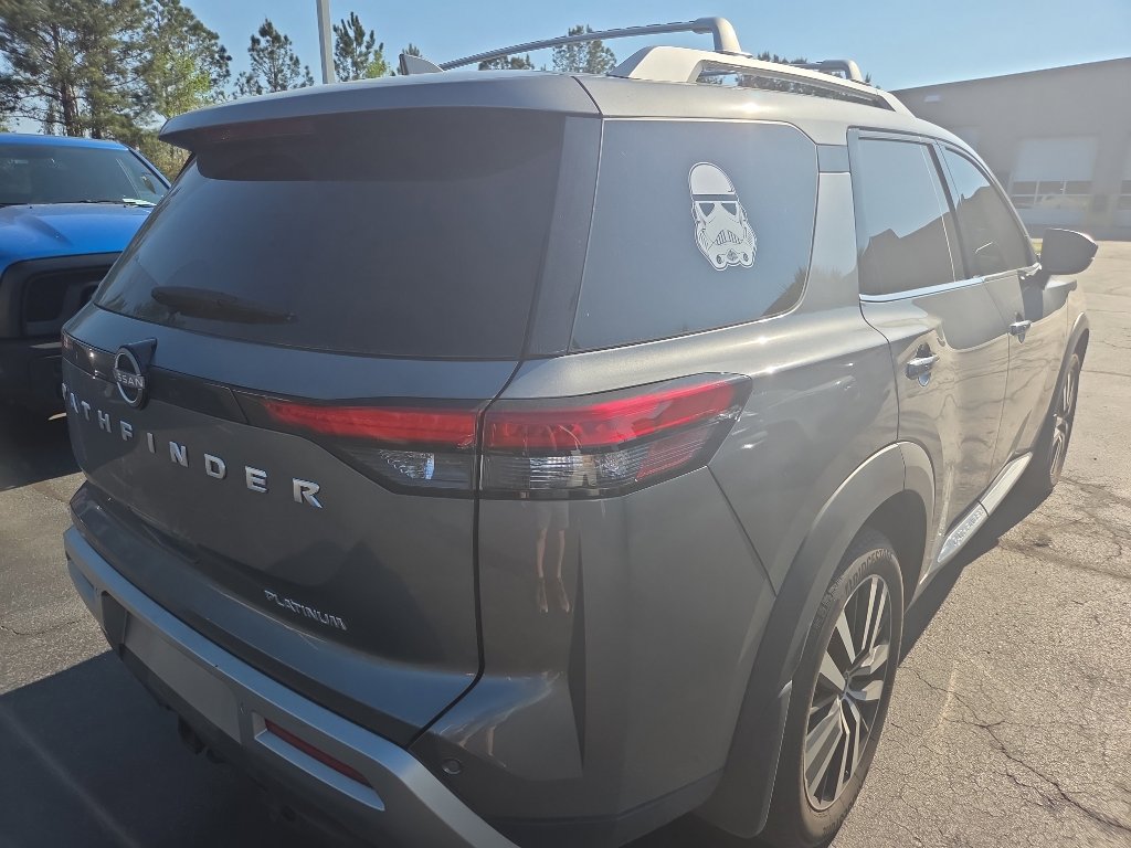 Used 2025 Nissan Pathfinder Platinum image 6