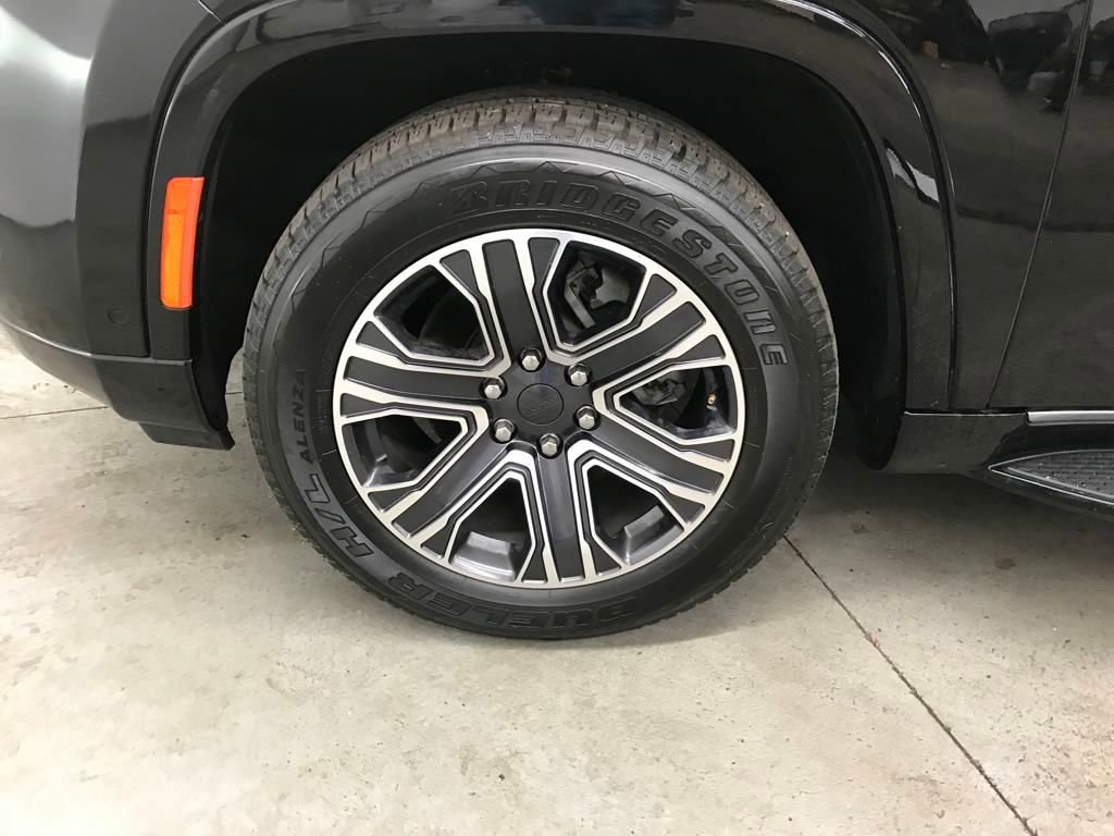 Used 2024 Jeep Wagoneer L Series II w/ Flexible Seating Group image 47