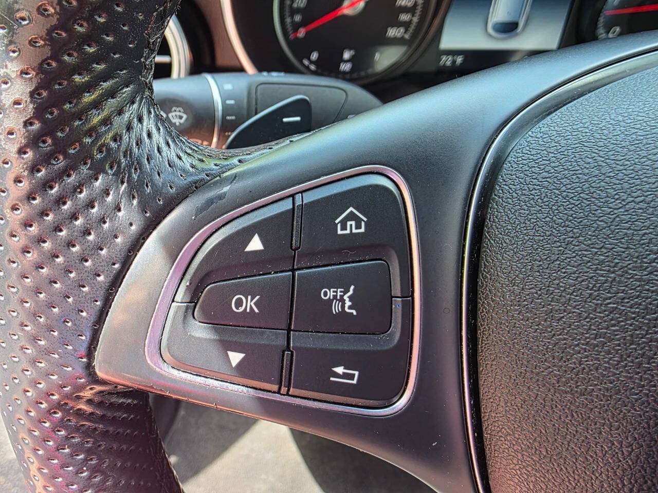 Used 2019 Mercedes-Benz GLC 300 4MATIC Coupe image 18