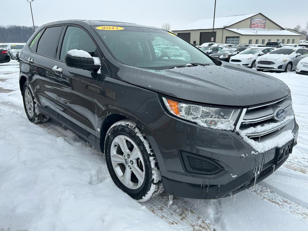 Used 2017 Ford Edge SE AWD/4WD image 3