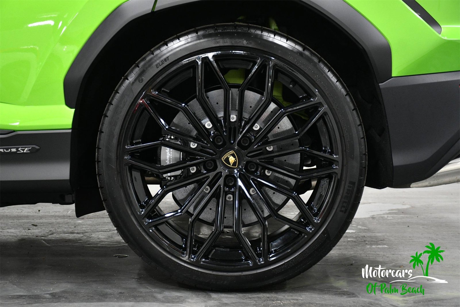 Used 2025 Lamborghini Urus SE image 58