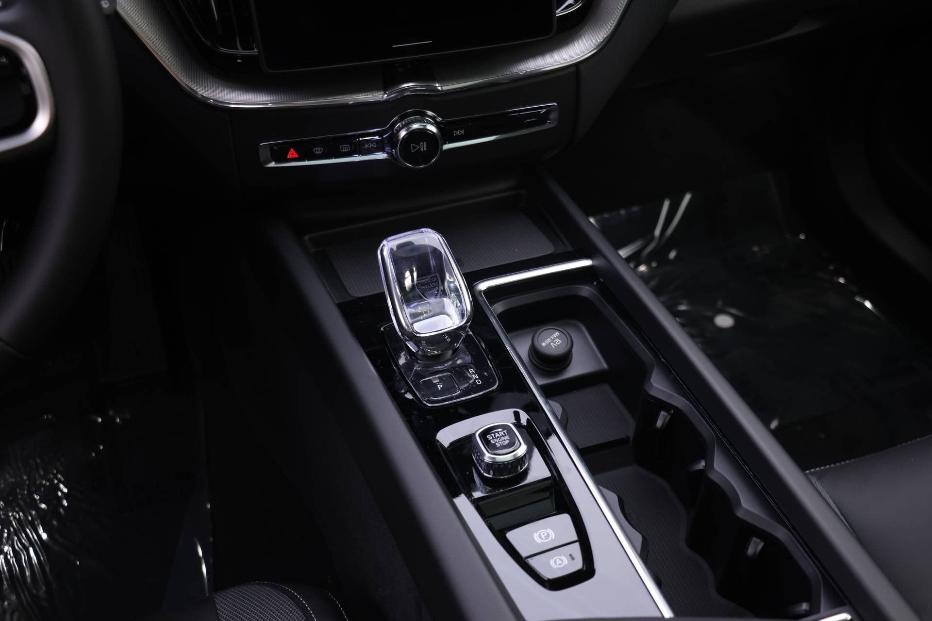 New 2026 Volvo XC60 T8 Polestar w/ Protection Package Premier image 12