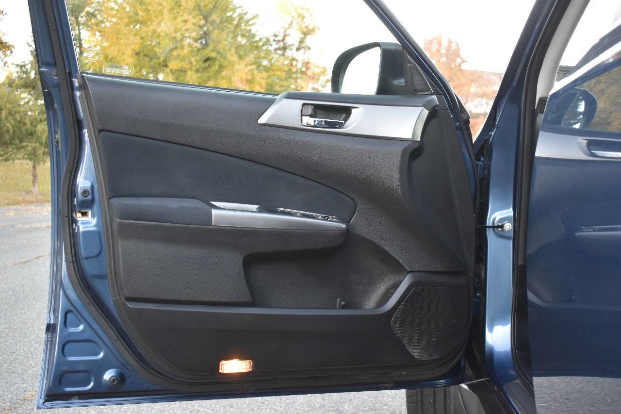 Used 2012 Subaru Forester 2.5X Limited image 8