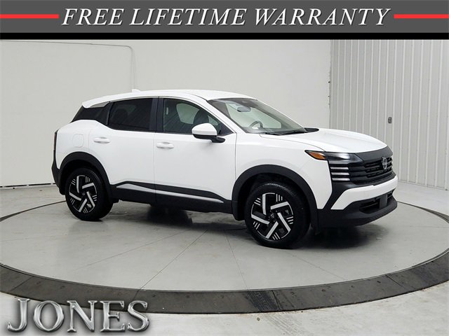 Used 2025 Nissan Kicks SV