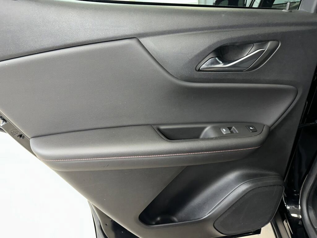 Certified 2023 Chevrolet Blazer RS w/ Enhanced Convenience Package image 18