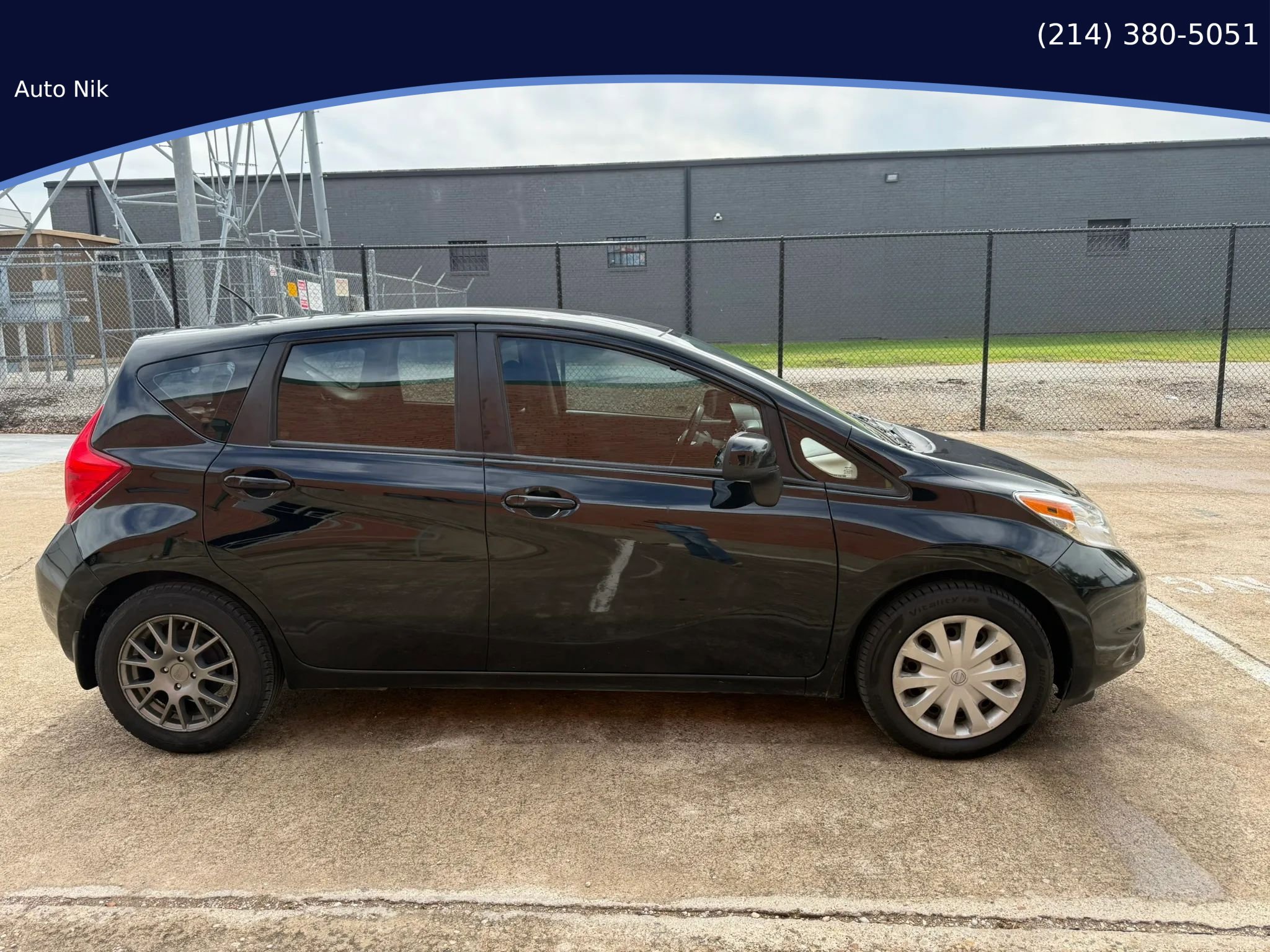 Used 2014 Nissan Versa Note SV w/ Convenience Package image 2