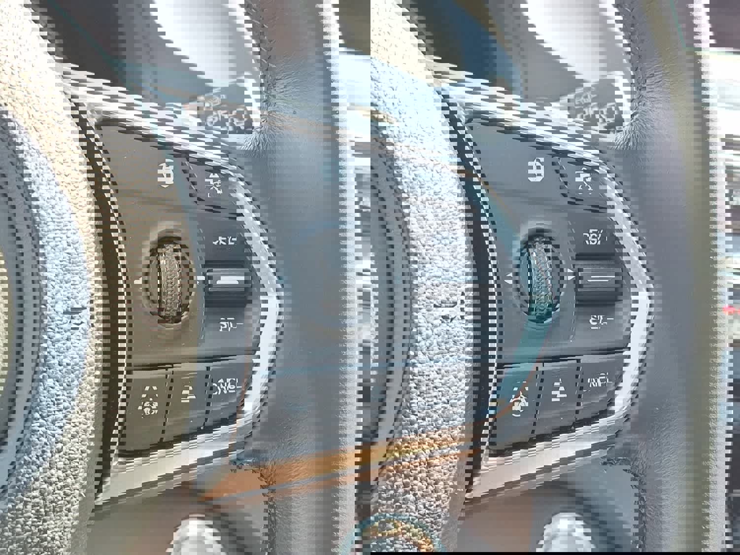 Certified 2023 Acura RDX FWD w/ Technology Package image 22