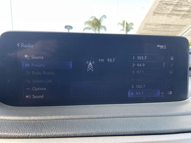 Used 2020 Lexus RX 350L 350L w/ Premium Package image 13