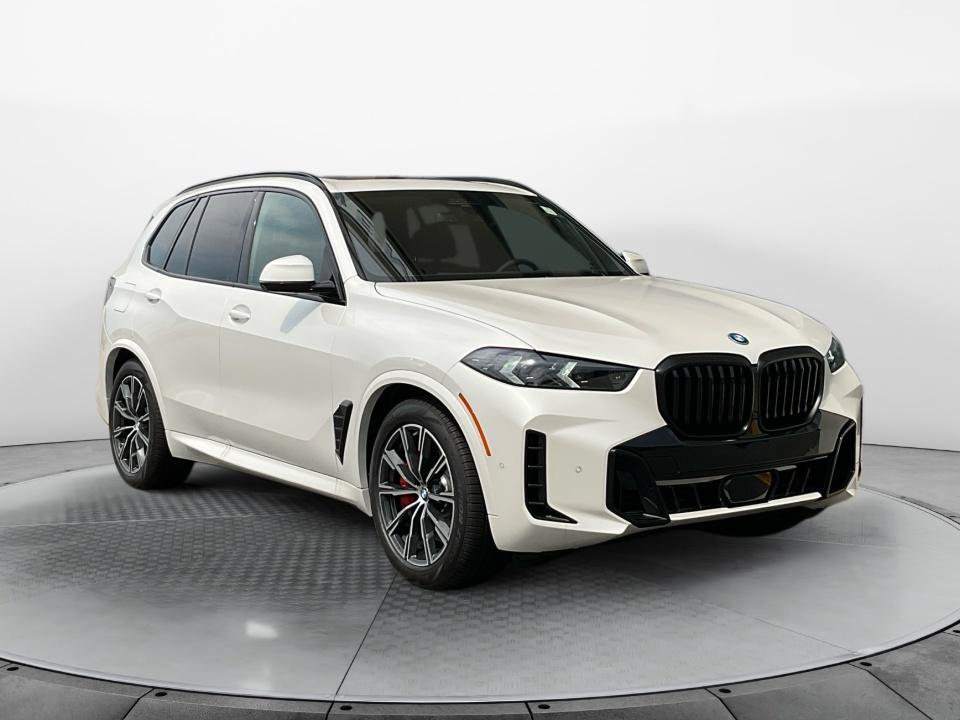 New 2026 BMW X5 xDrive50e w/ Executive Package