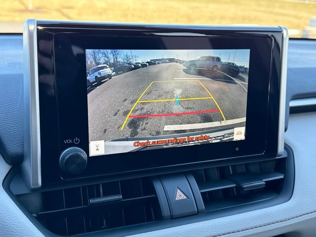Used 2024 Toyota RAV4 XLE image 21