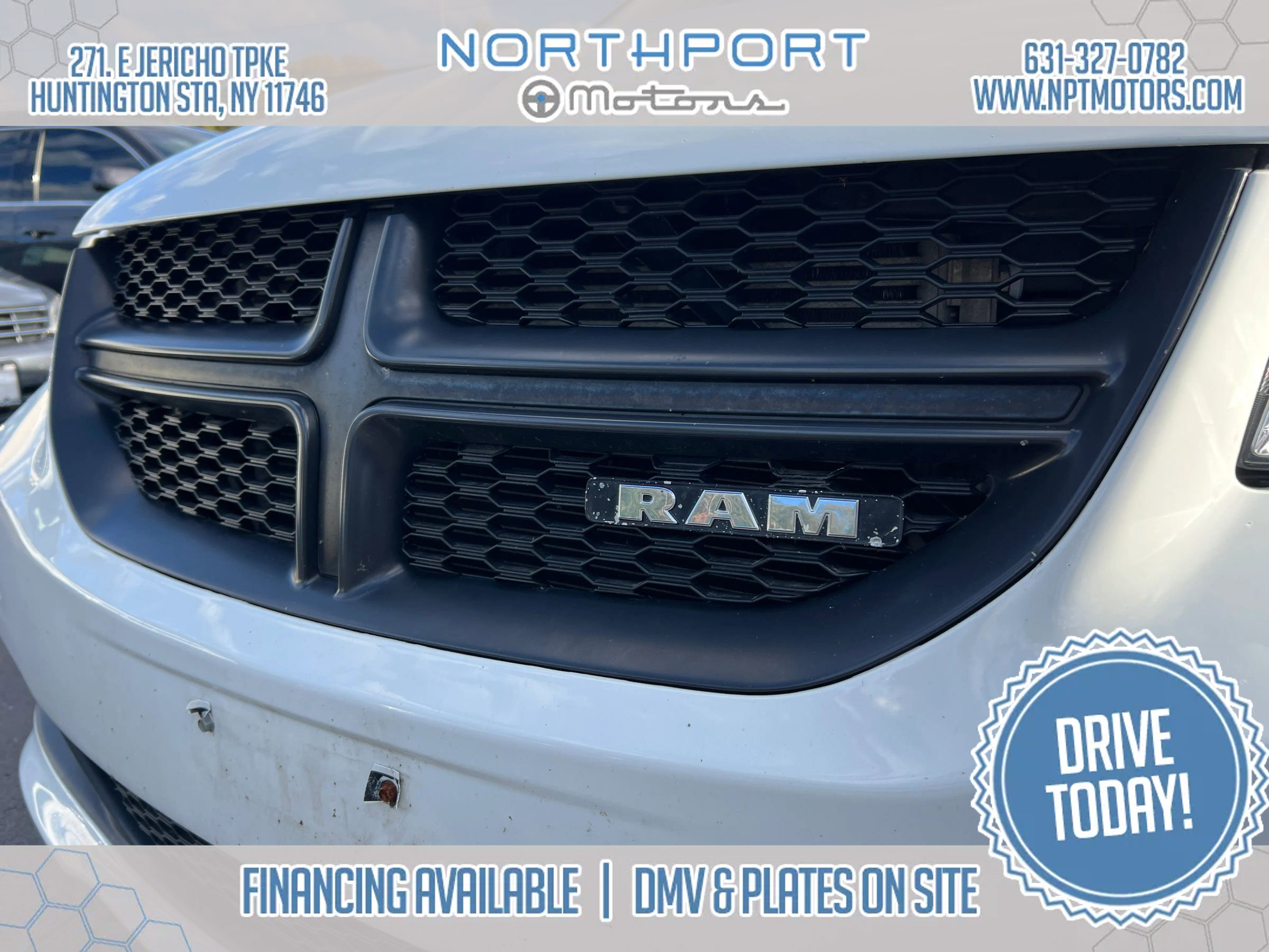 Used 2014 RAM C/V Tradesman w/ UConnect Hands-Free Group image 20