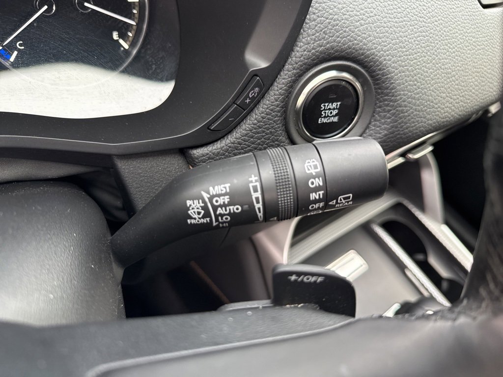 Certified 2025 MAZDA CX-70 3.3 Turbo w/ Preferred Package image 17