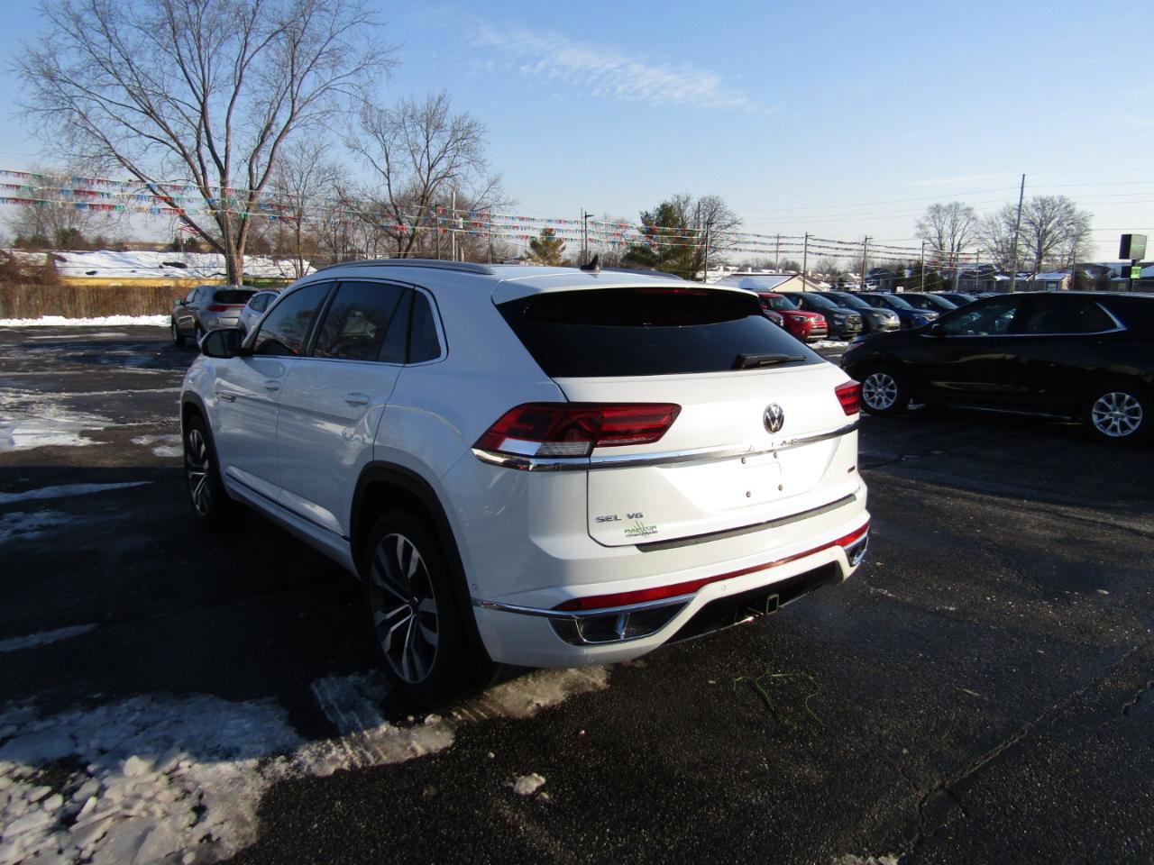 Used 2021 Volkswagen Atlas Cross Sport SEL Premium R-Line image 5