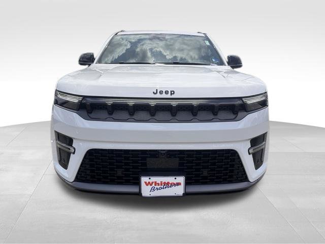 New 2026 Jeep Grand Wagoneer L Summit AWD/4WD image 10